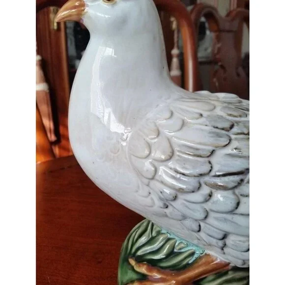 Vintage Majolica White Dove Figurine 9" Tall x 11" Long Chip on Tail Italy - Picture 3 of 13